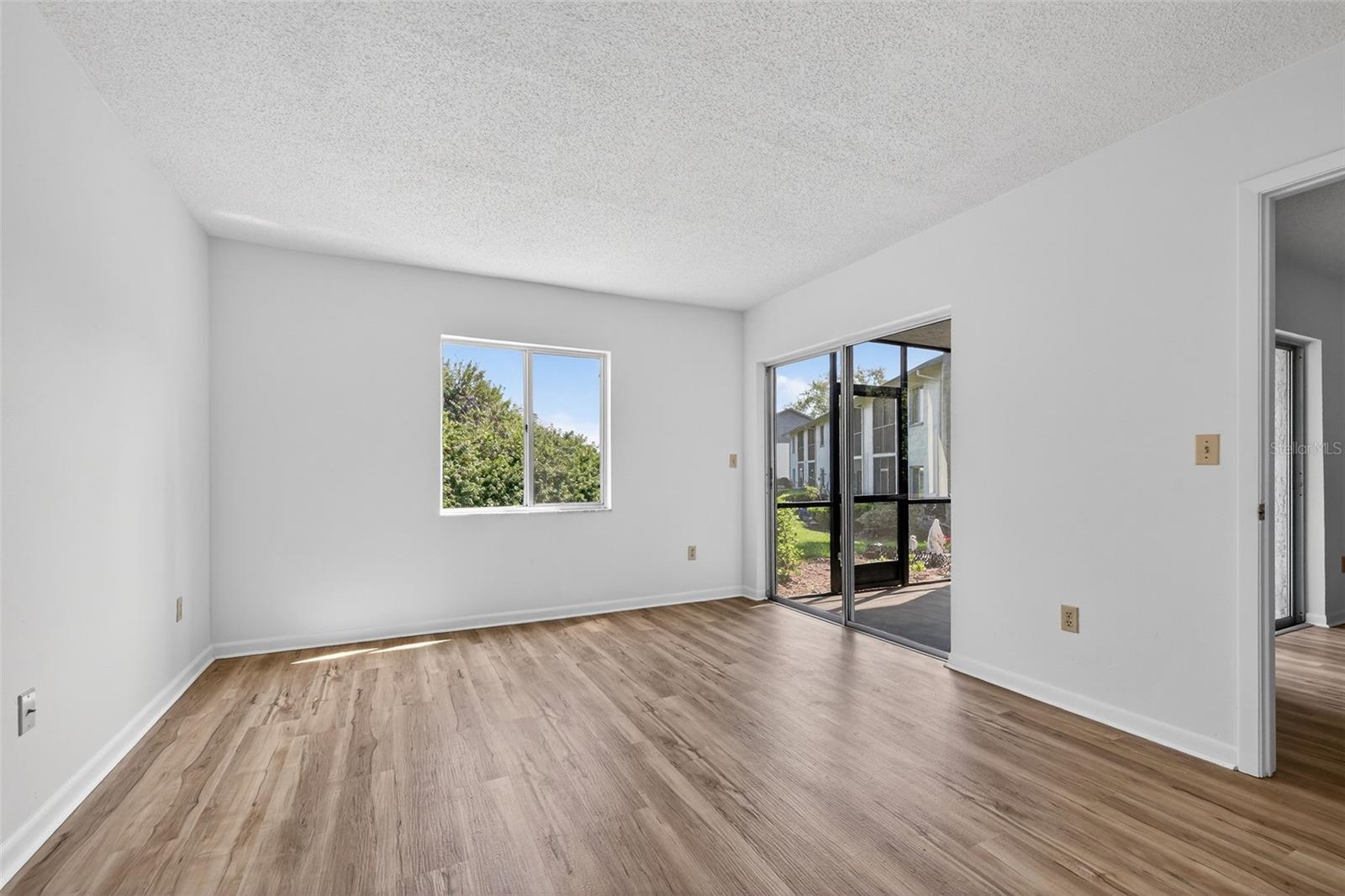 Image 16 of 29 For 11201 122nd Avenue 207