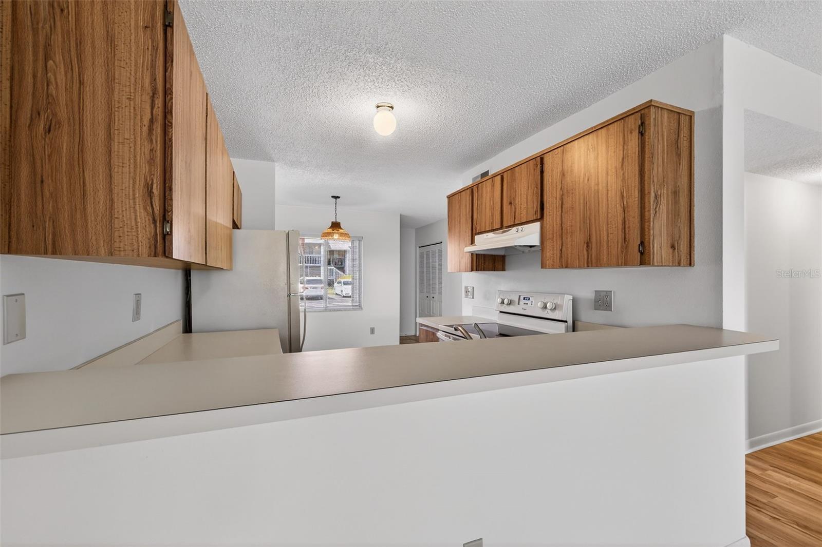 Image 6 of 29 For 11201 122nd Avenue 207