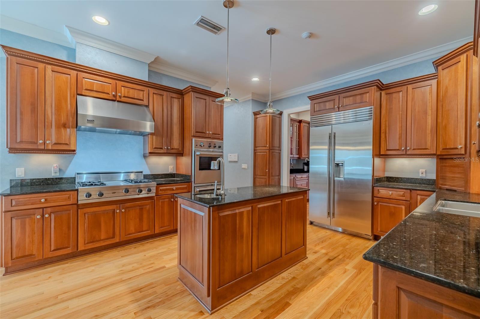 Image 10 of 86 For 1816 Dover Road