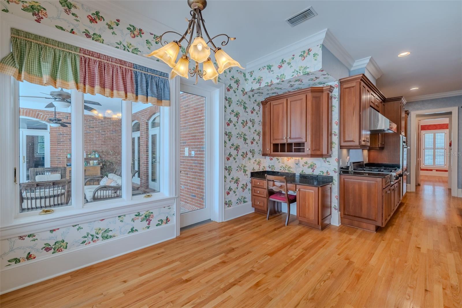 Image 13 of 86 For 1816 Dover Road