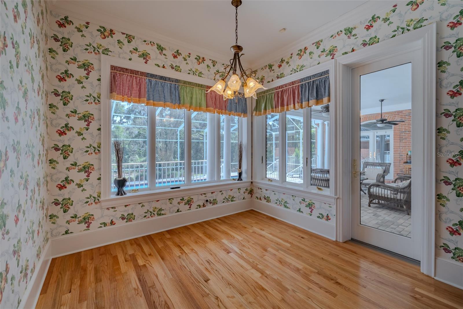 Image 14 of 86 For 1816 Dover Road