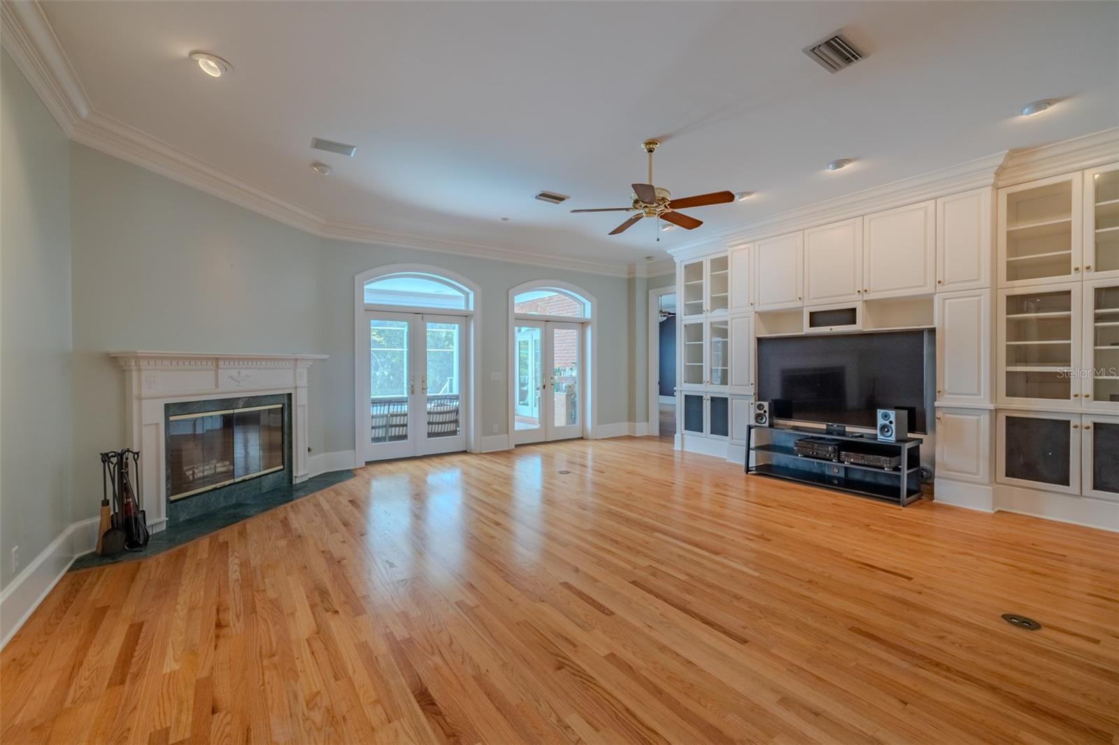 Image 20 of 86 For 1816 Dover Road