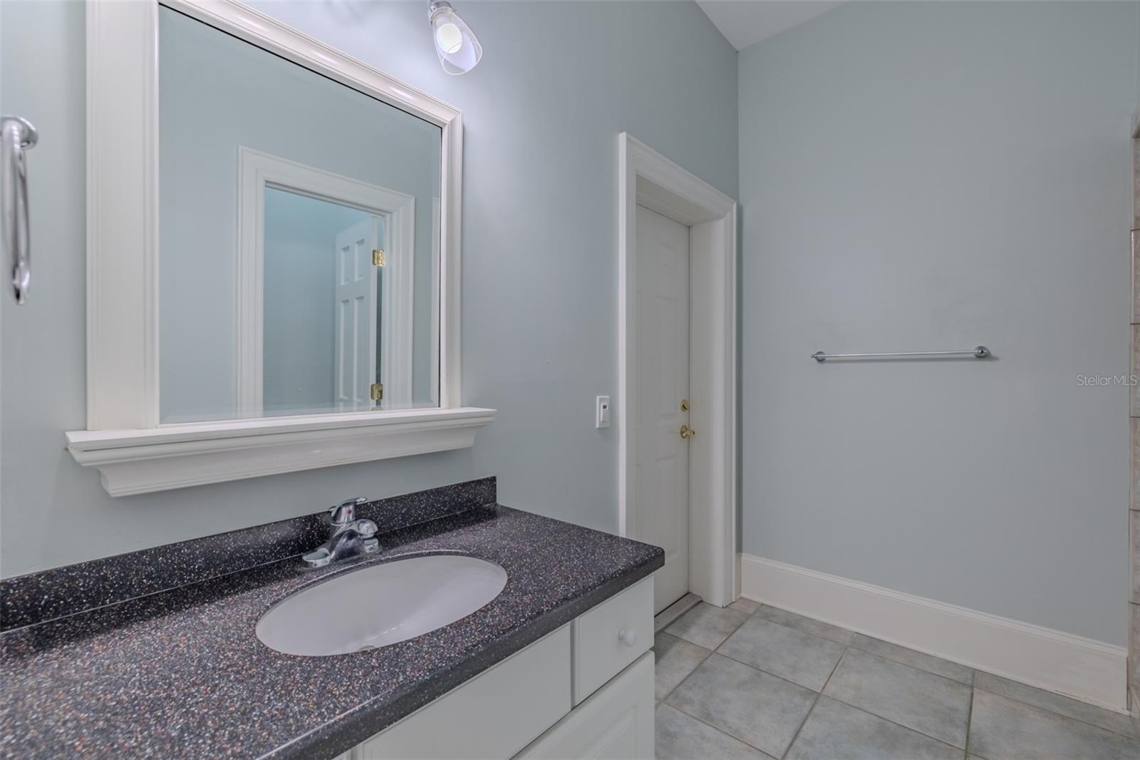 Image 33 of 86 For 1816 Dover Road