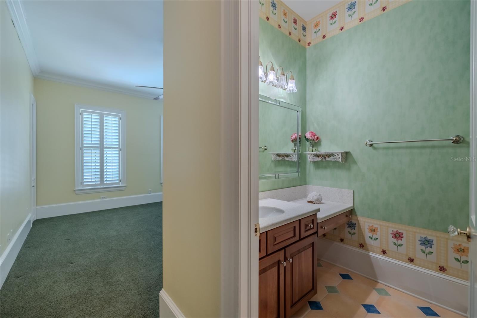 Image 39 of 86 For 1816 Dover Road