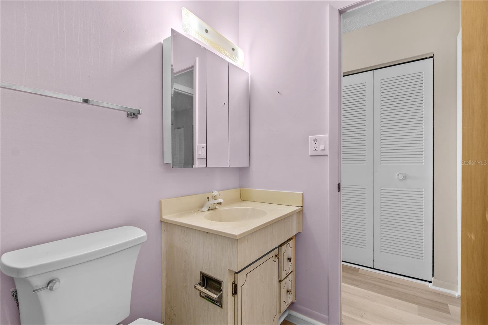 Image 21 of 46 For 5603 80th Street N 512