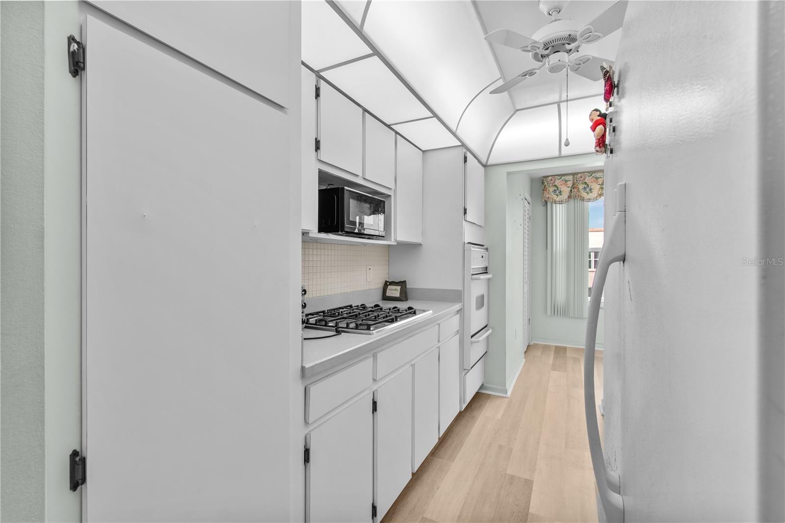 Image 23 of 46 For 5603 80th Street N 512