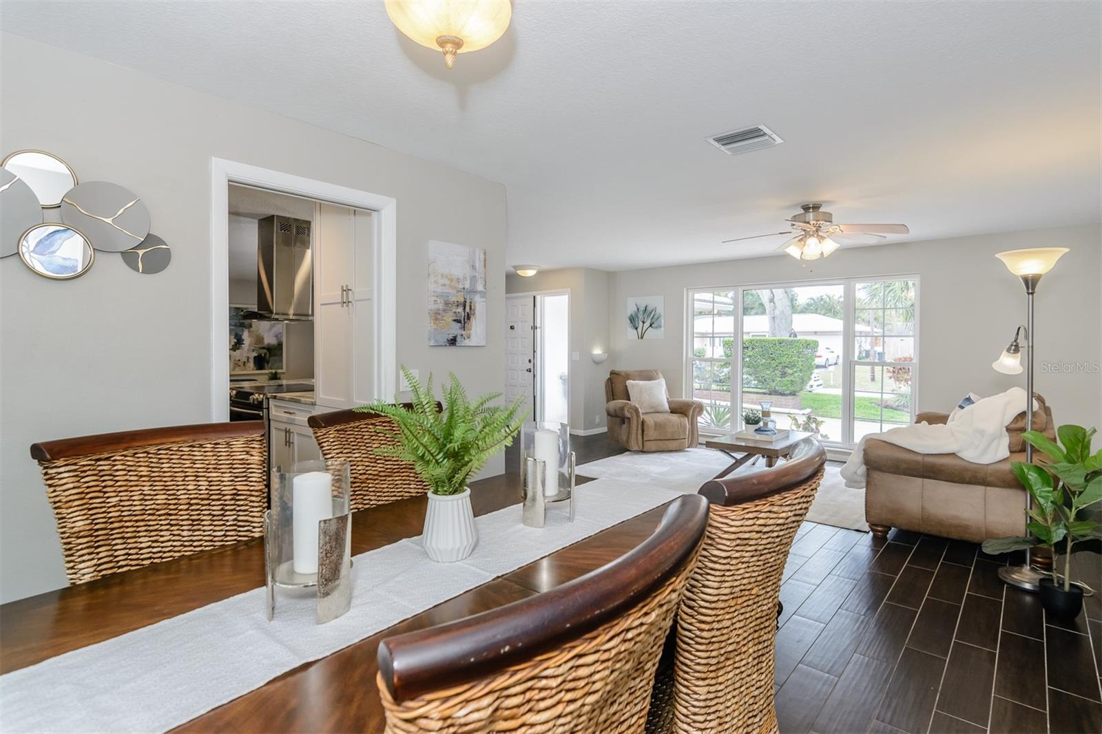 Image 11 of 47 For 1228 Inverness Drive