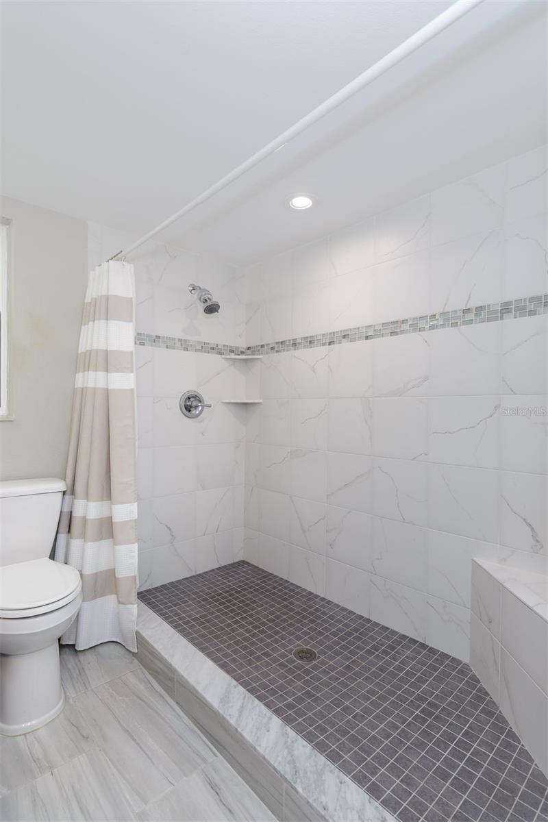 Image 26 of 47 For 1228 Inverness Drive