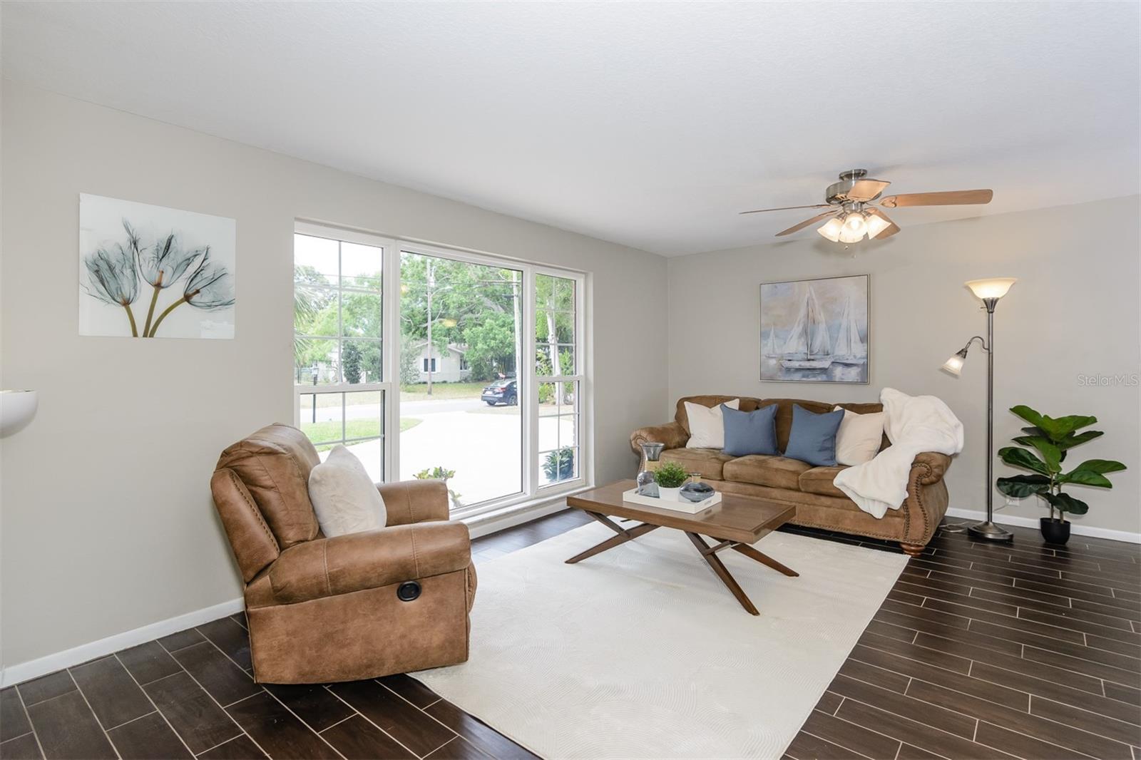 Image 7 of 47 For 1228 Inverness Drive