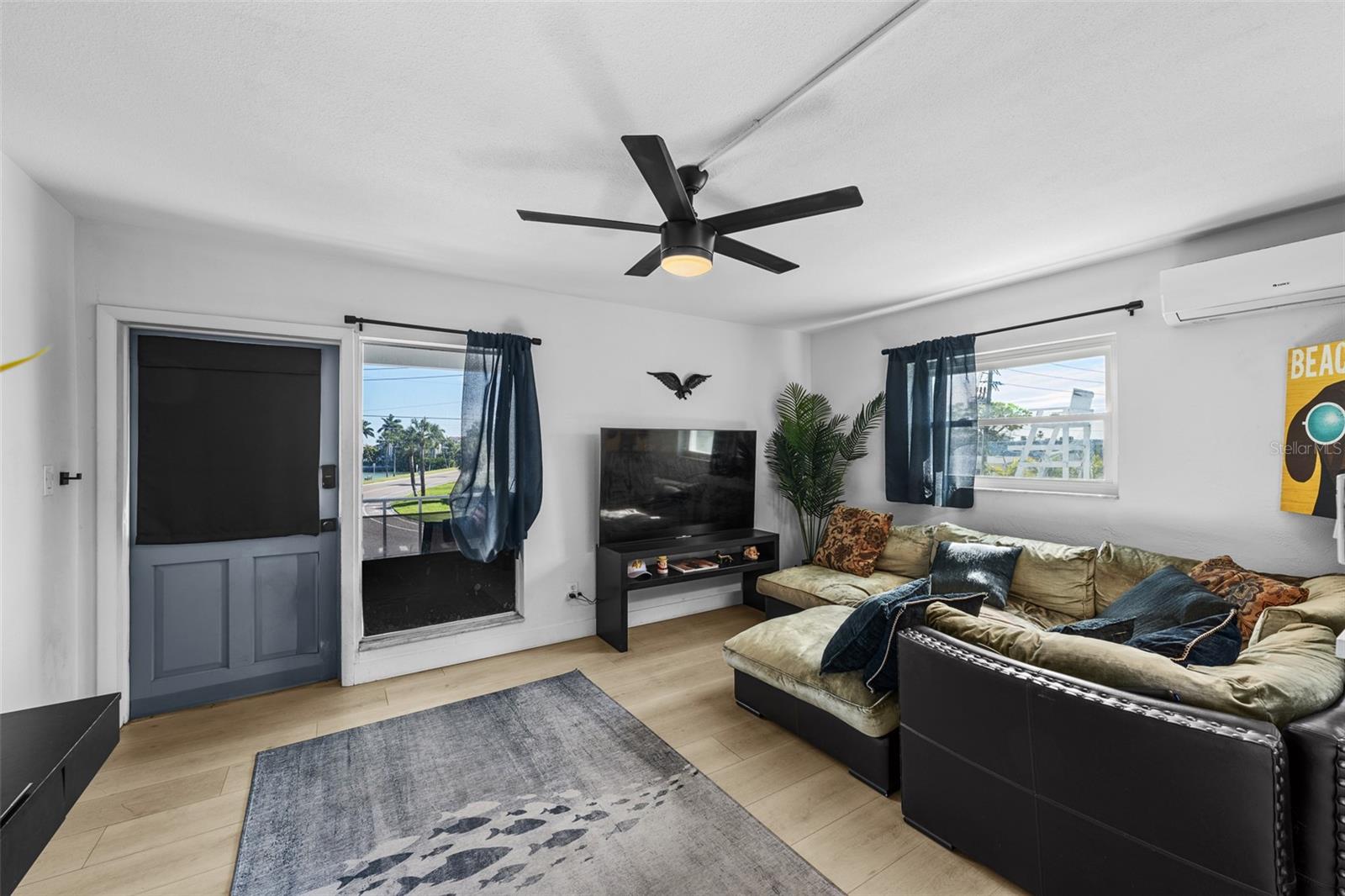 Image 12 of 20 For 11430 3rd Street E