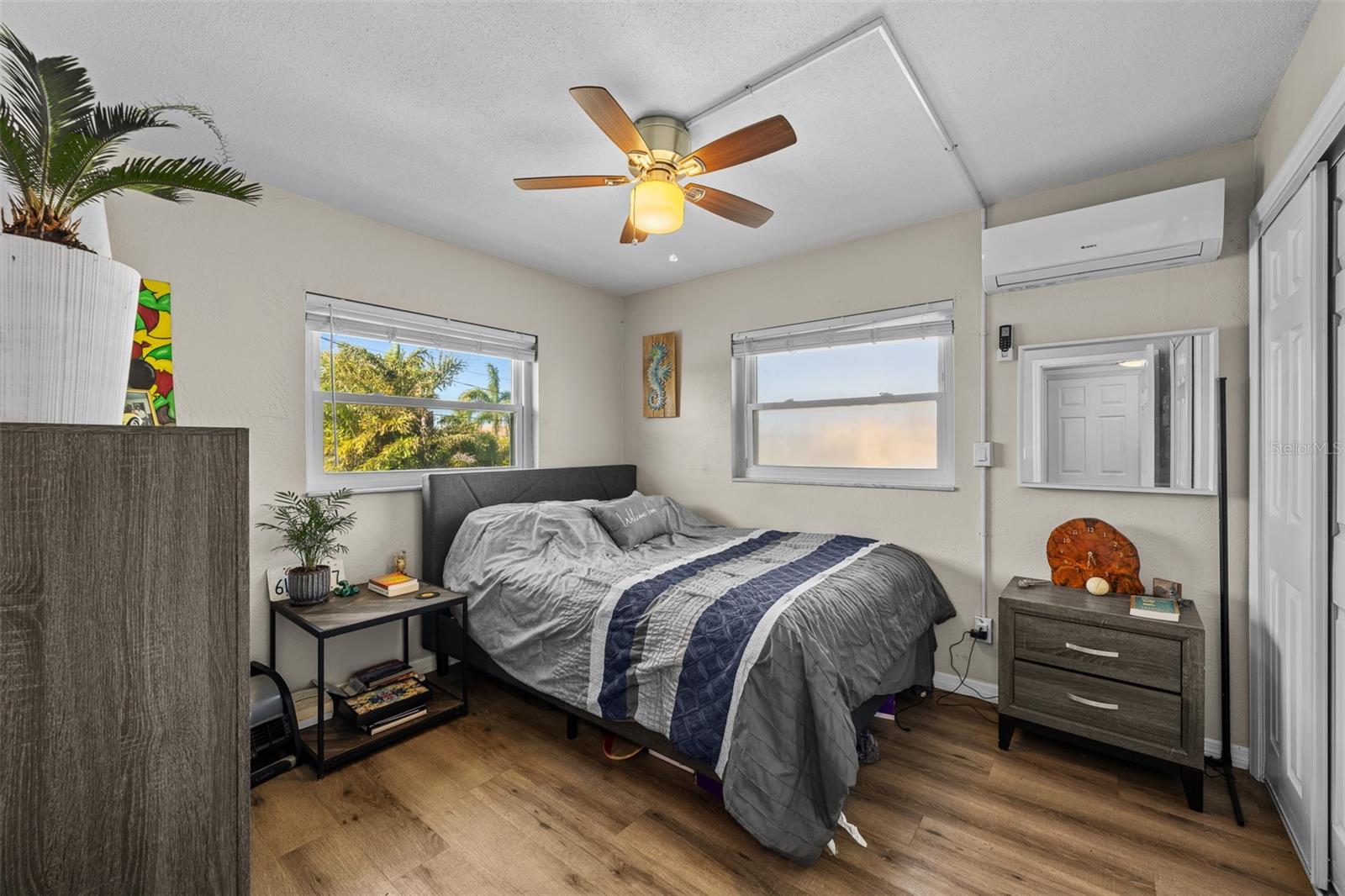 Image 15 of 20 For 11430 3rd Street E