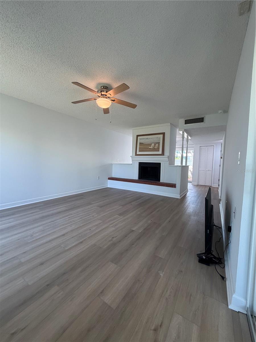 Image 20 of 39 For 1 Windrush Boulevard 93