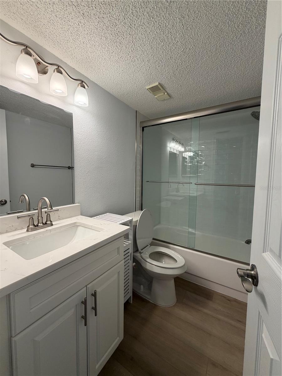 Image 32 of 39 For 1 Windrush Boulevard 93