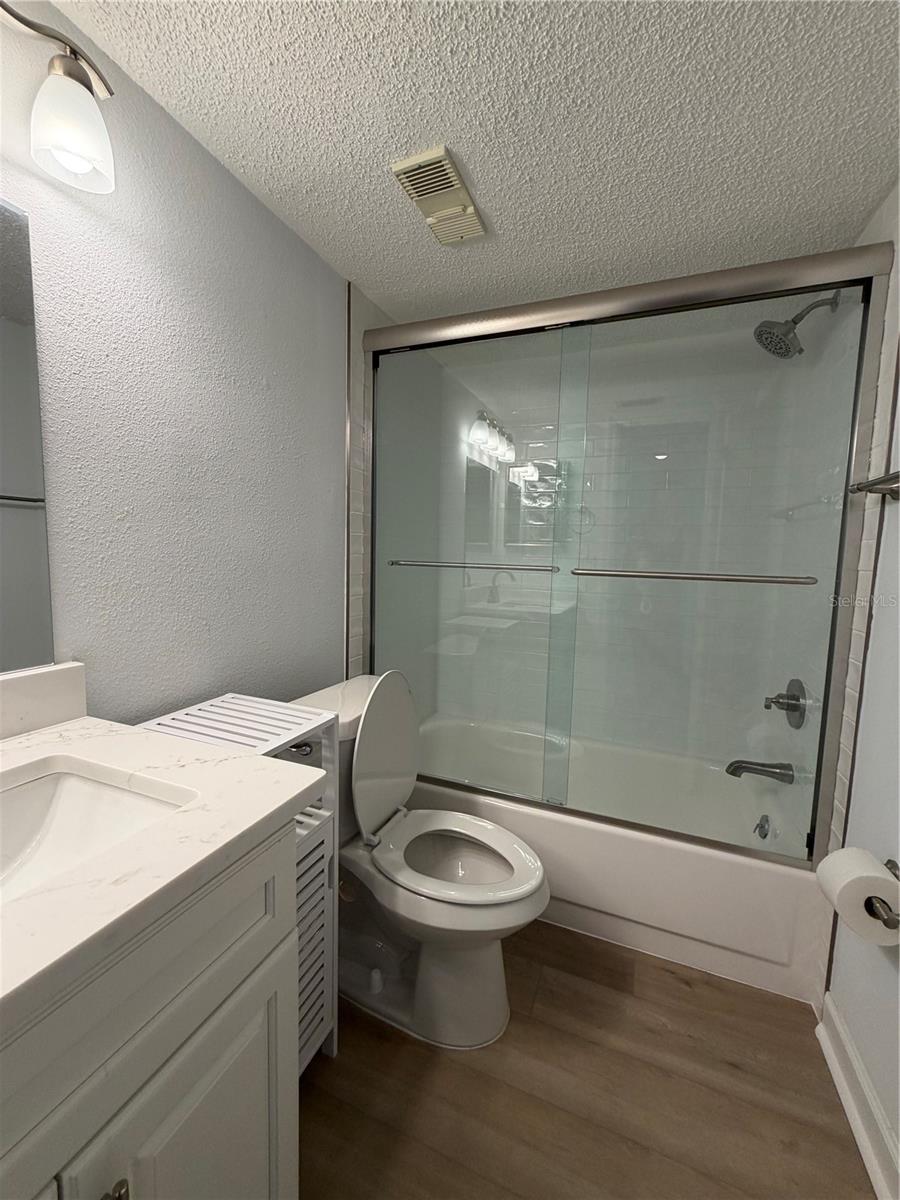 Image 33 of 39 For 1 Windrush Boulevard 93