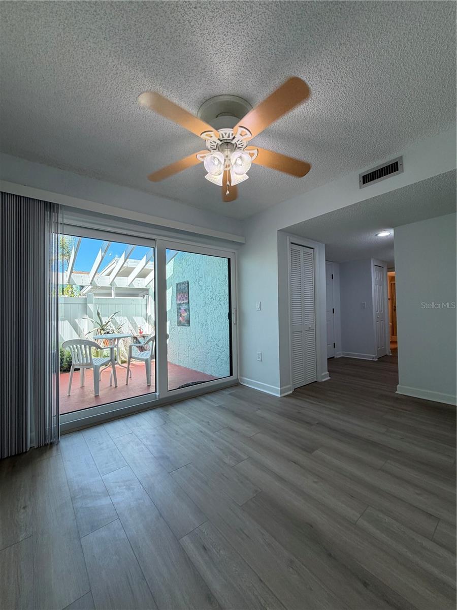 Image 6 of 39 For 1 Windrush Boulevard 93