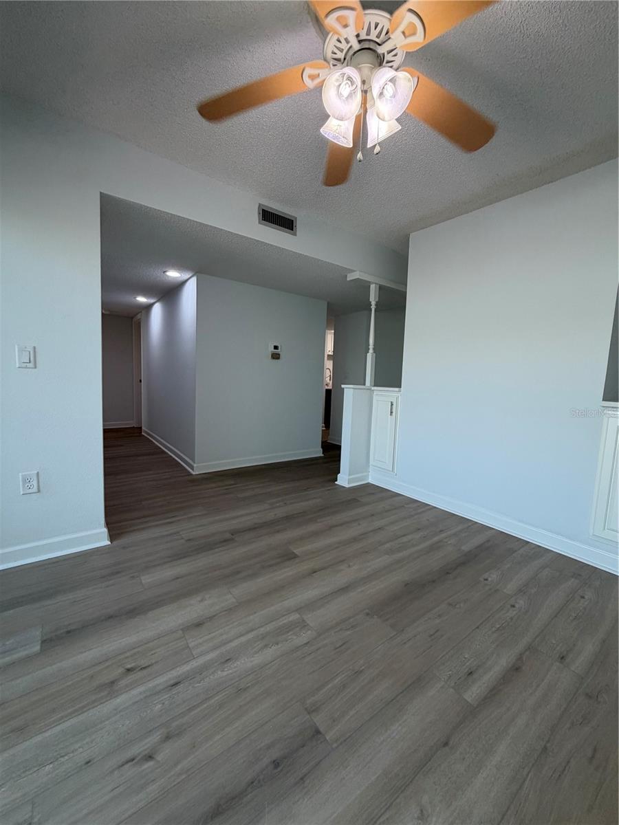 Image 7 of 39 For 1 Windrush Boulevard 93