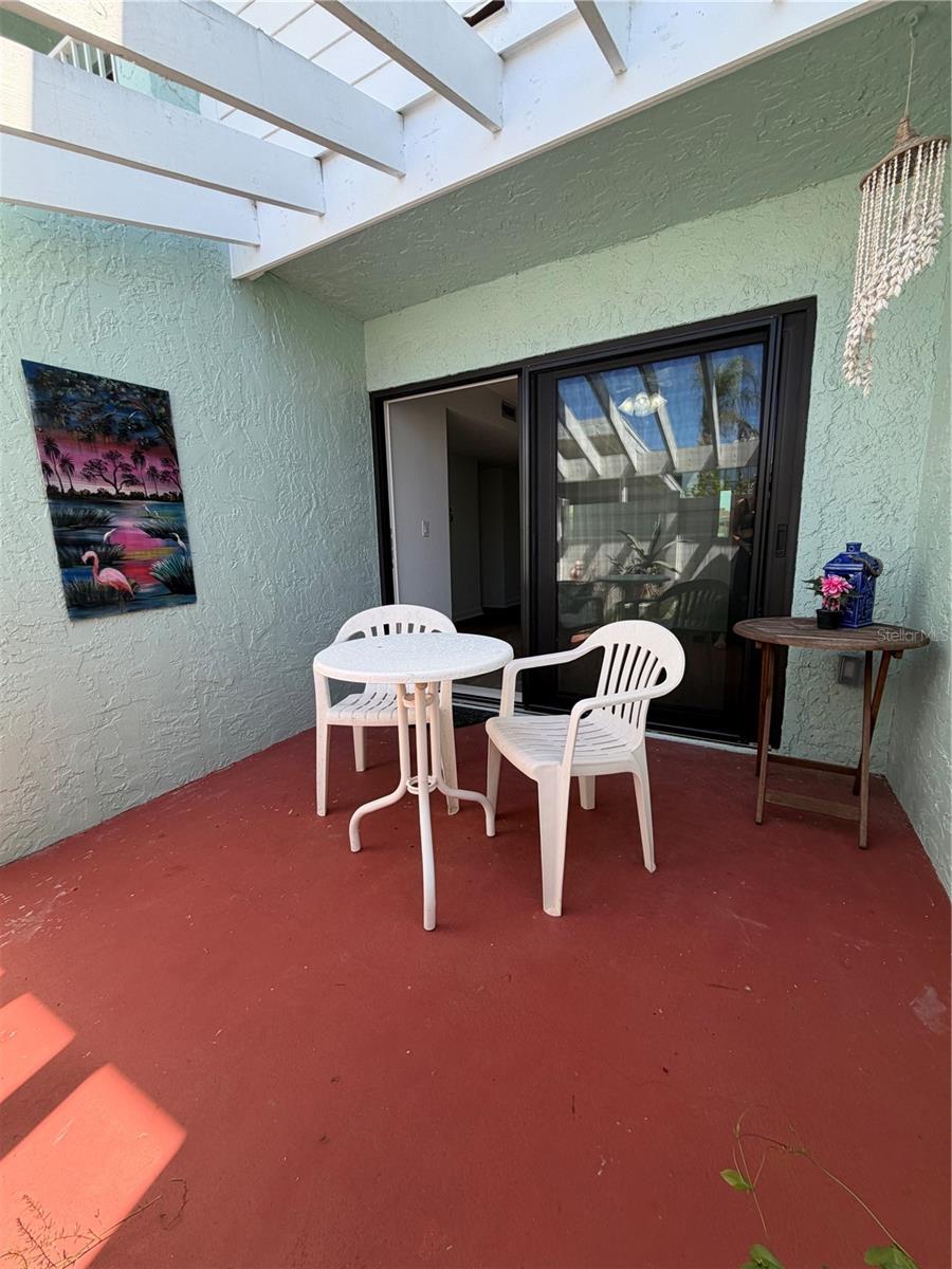 Image 9 of 39 For 1 Windrush Boulevard 93