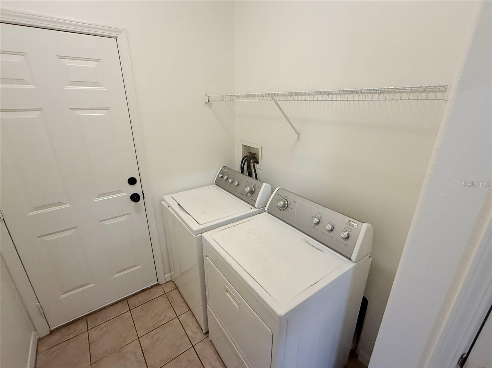 Image 18 of 24 For 6901 Surrey Hill Place