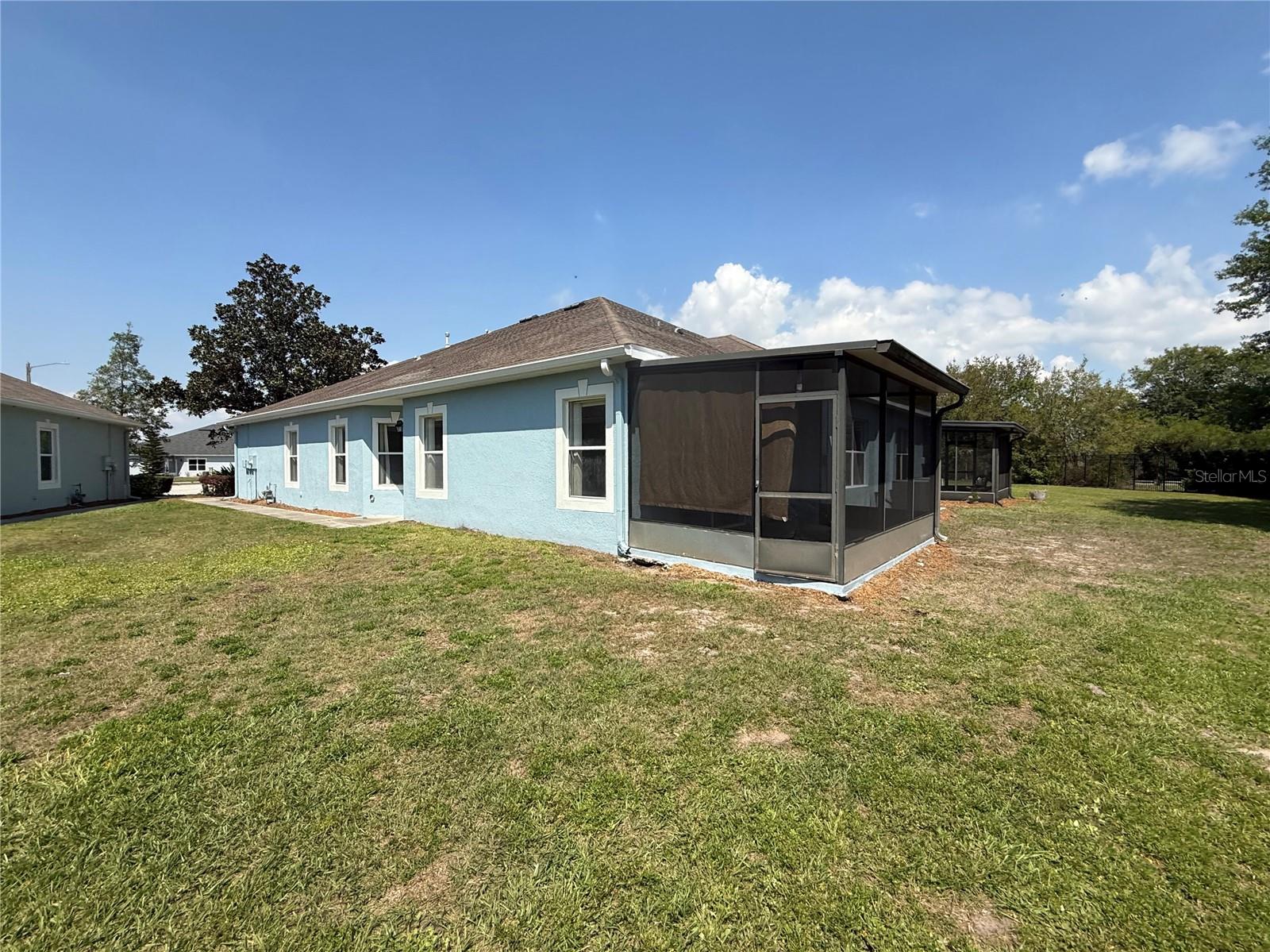 Image 22 of 24 For 6901 Surrey Hill Place