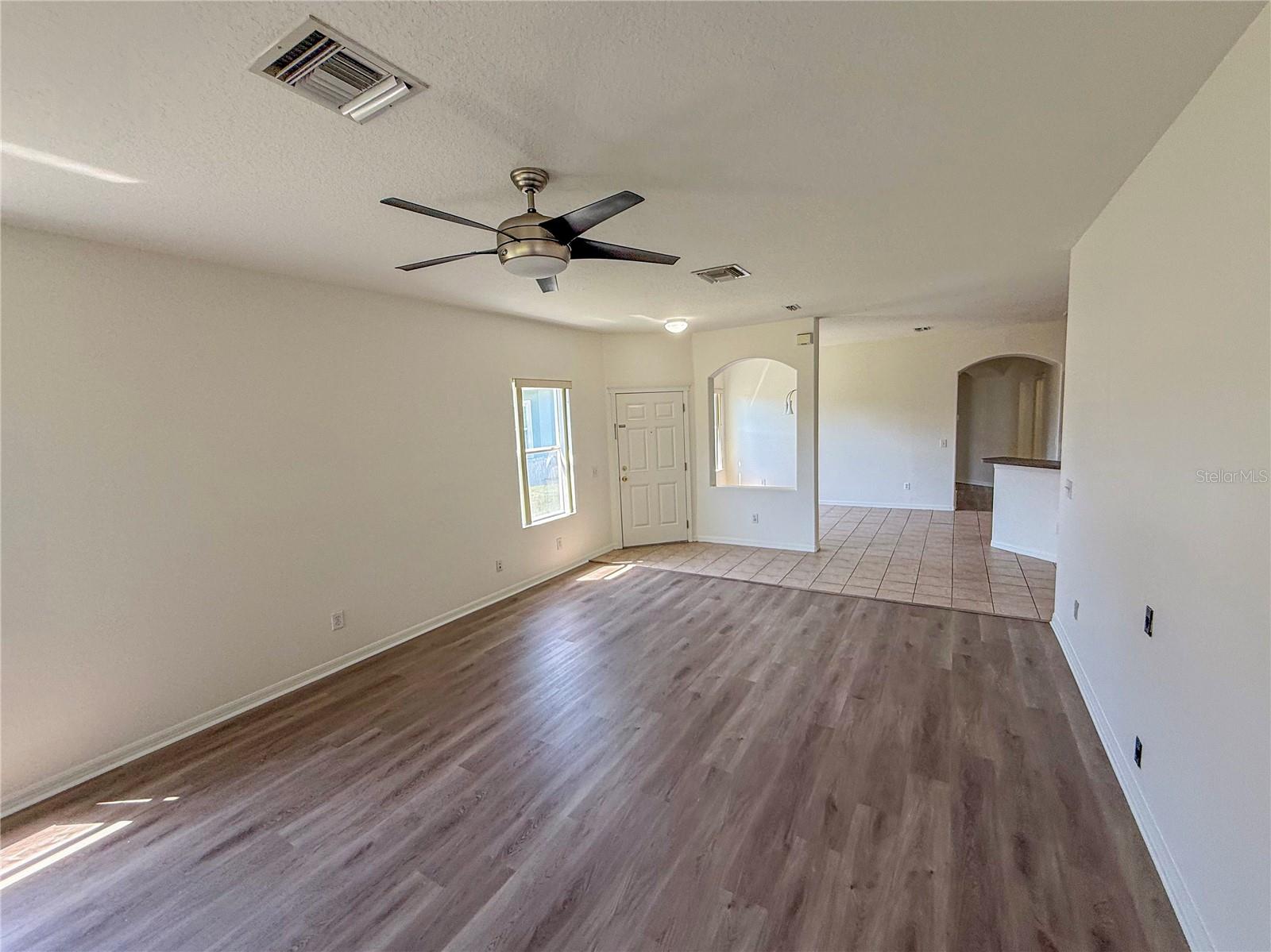 Image 3 of 24 For 6901 Surrey Hill Place