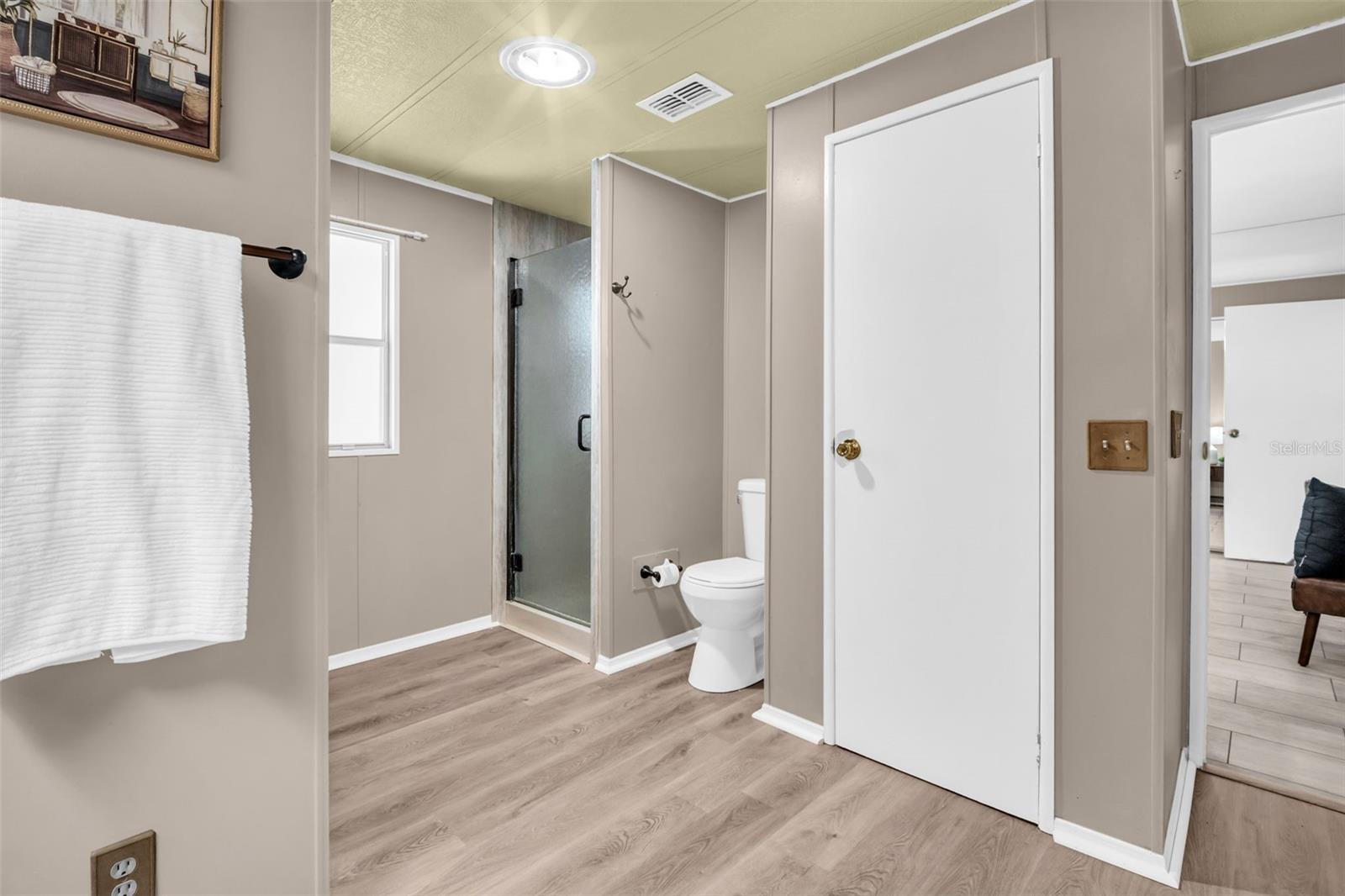 Image 26 of 66 For 23 Mountain Laurel Drive