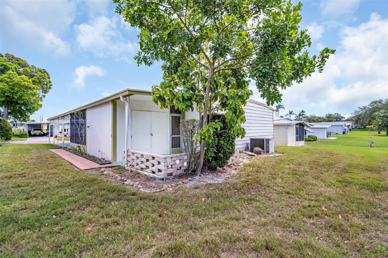 Image 41 of 66 For 23 Mountain Laurel Drive