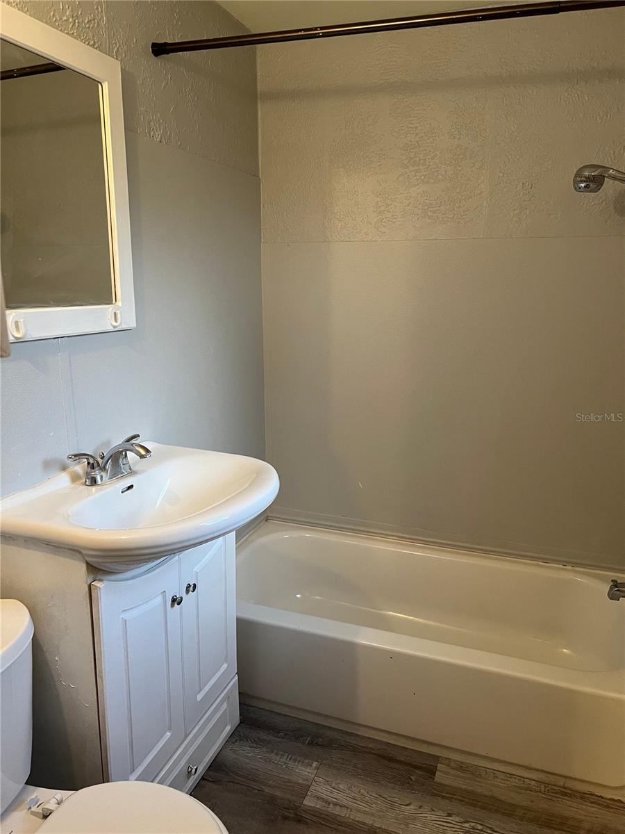 Image 6 of 8 For 7026 Washington Street