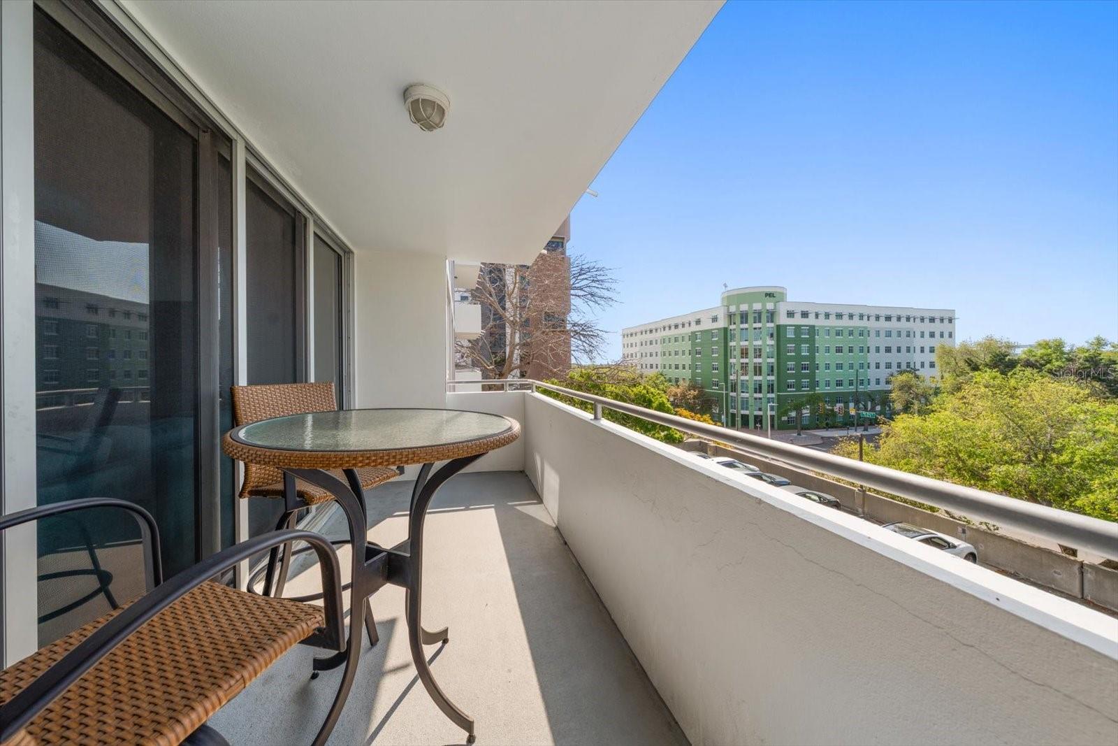 Image 14 of 27 For 470 3rd Street S 403