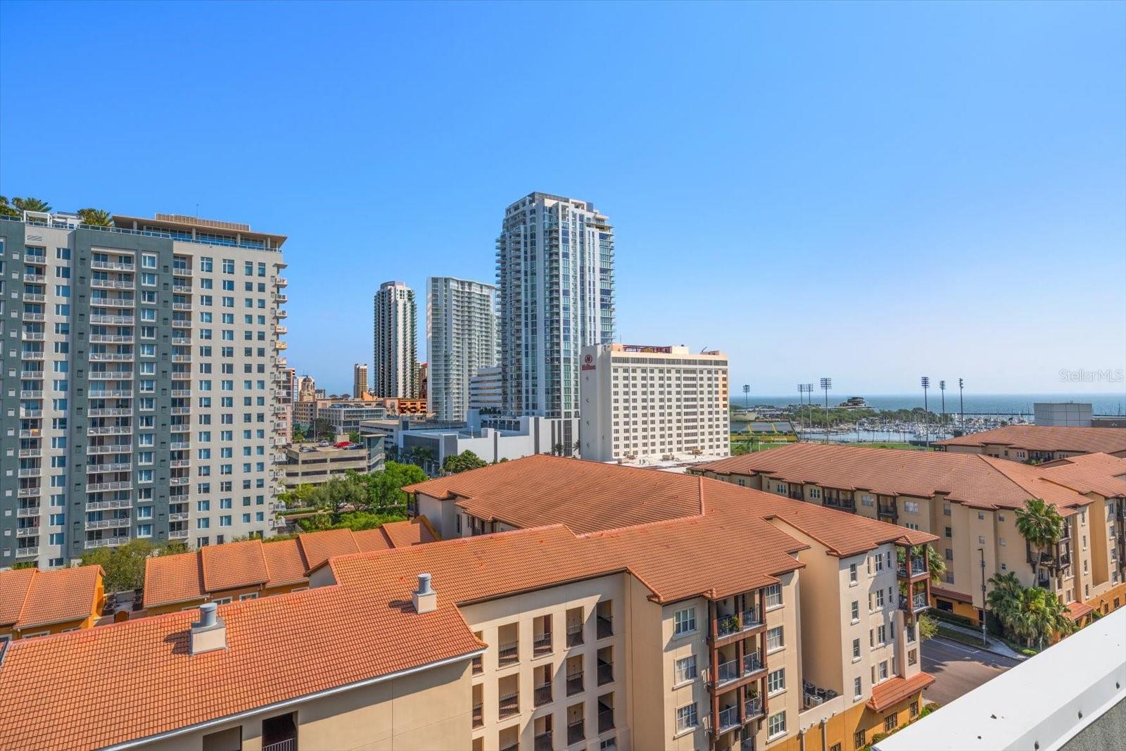 Image 17 of 27 For 470 3rd Street S 403