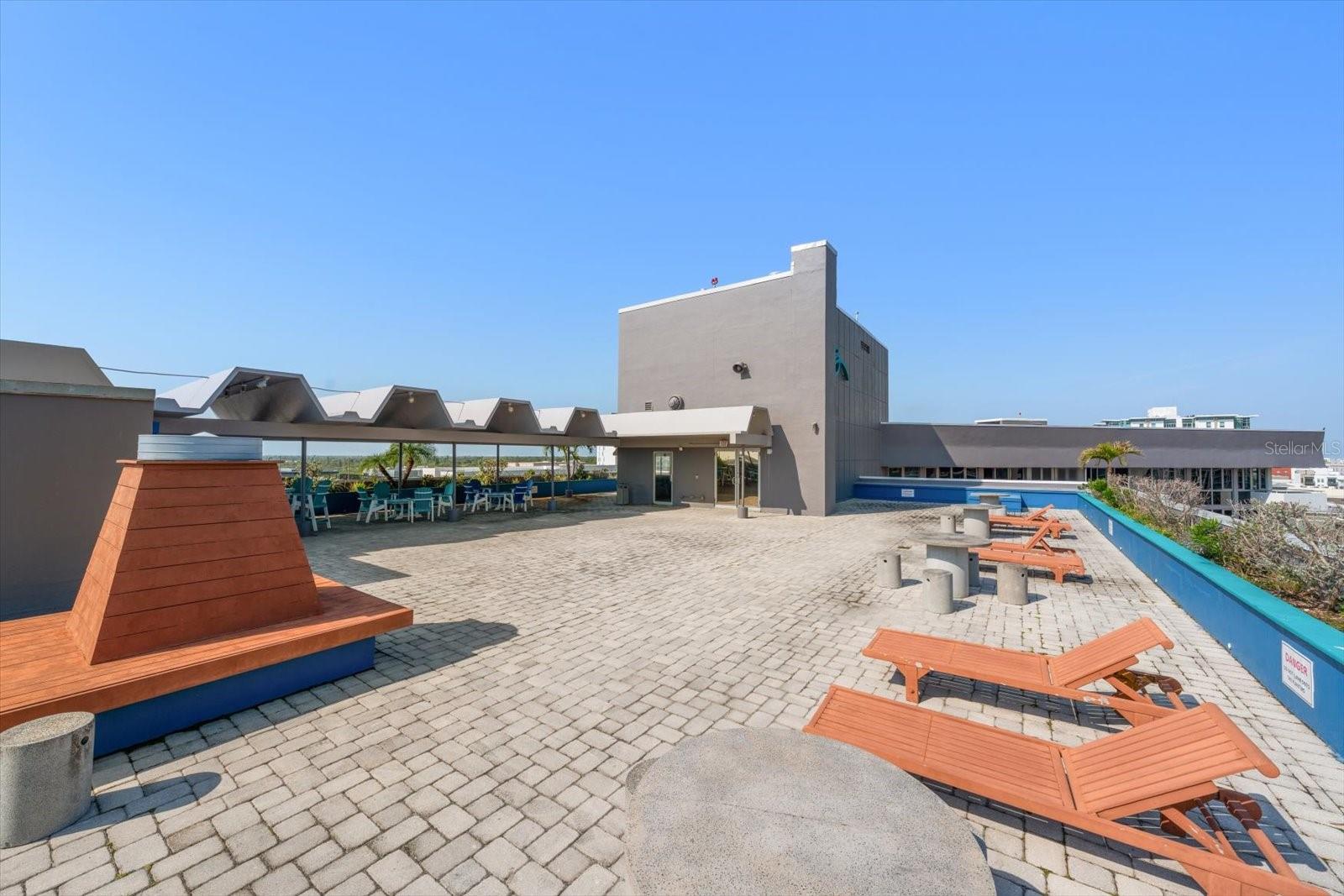 Image 18 of 27 For 470 3rd Street S 403