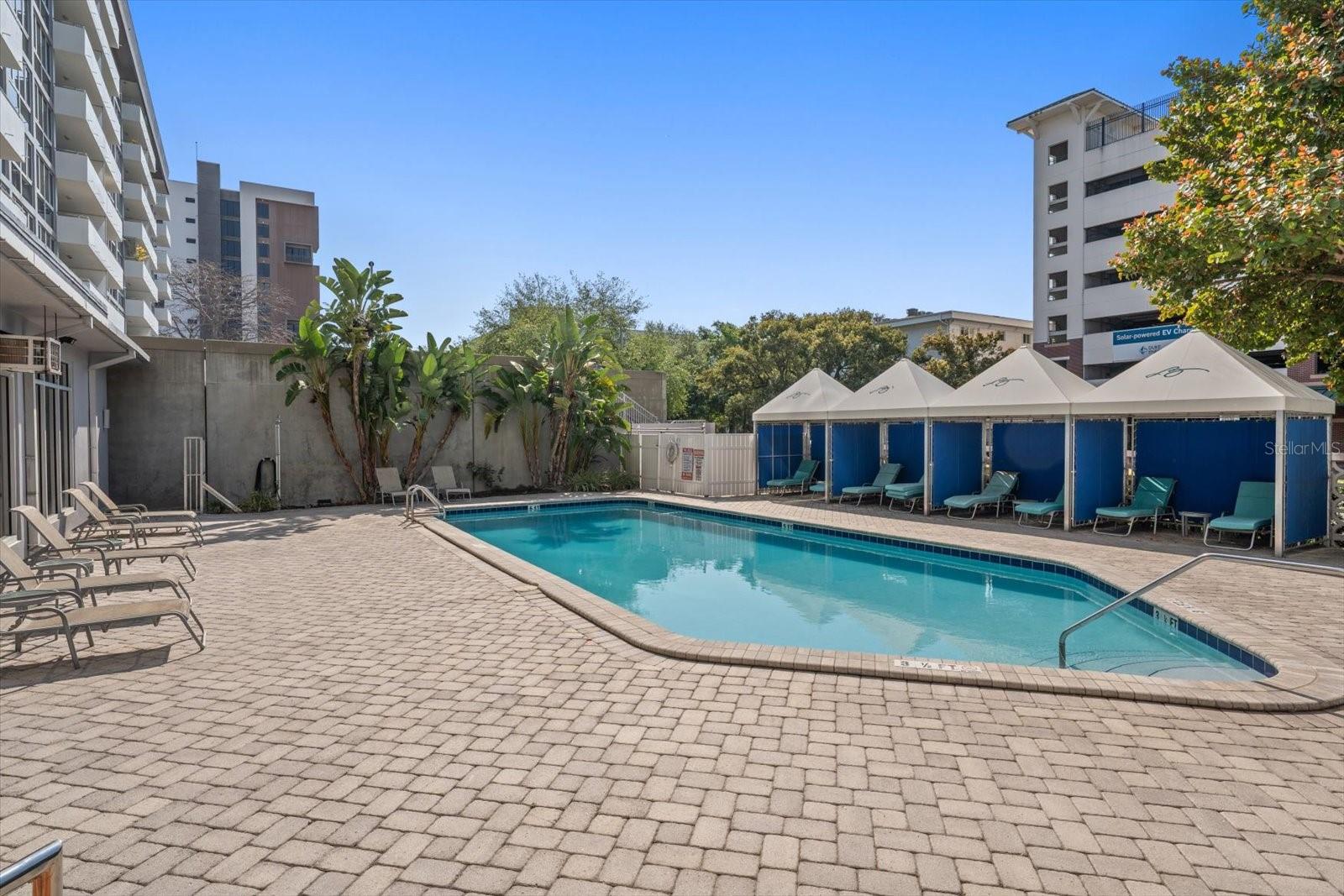 Image 24 of 27 For 470 3rd Street S 403