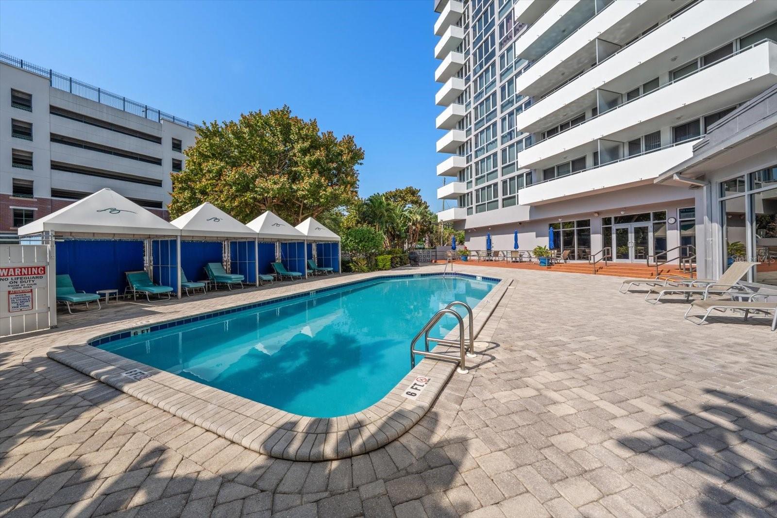 Image 25 of 27 For 470 3rd Street S 403