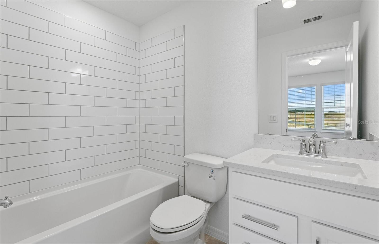 Image 21 of 35 For 1294 Lakeridge Way