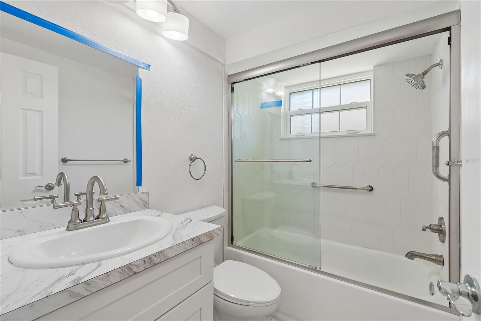 Image 20 of 25 For 4204 Stratford Drive 4204