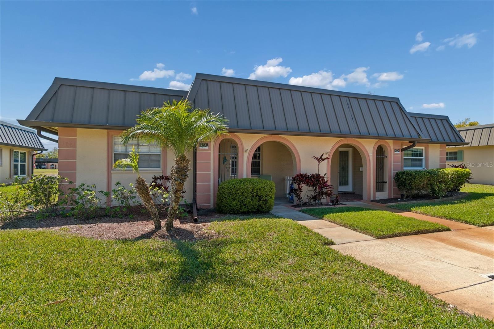 Image 6 of 25 For 4204 Stratford Drive 4204