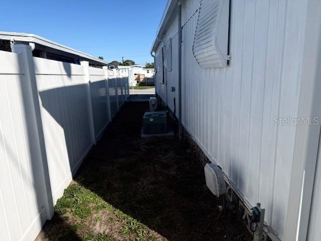 Image 22 of 40 For 308 51st Avenue Drive W