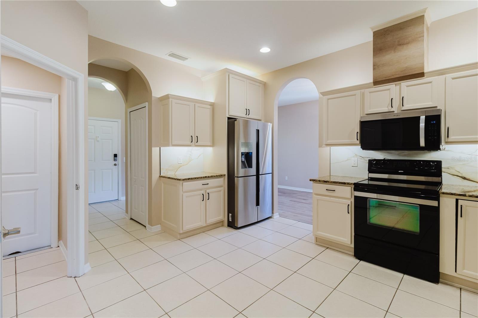 Image 12 of 30 For 3037 Downan Point Drive