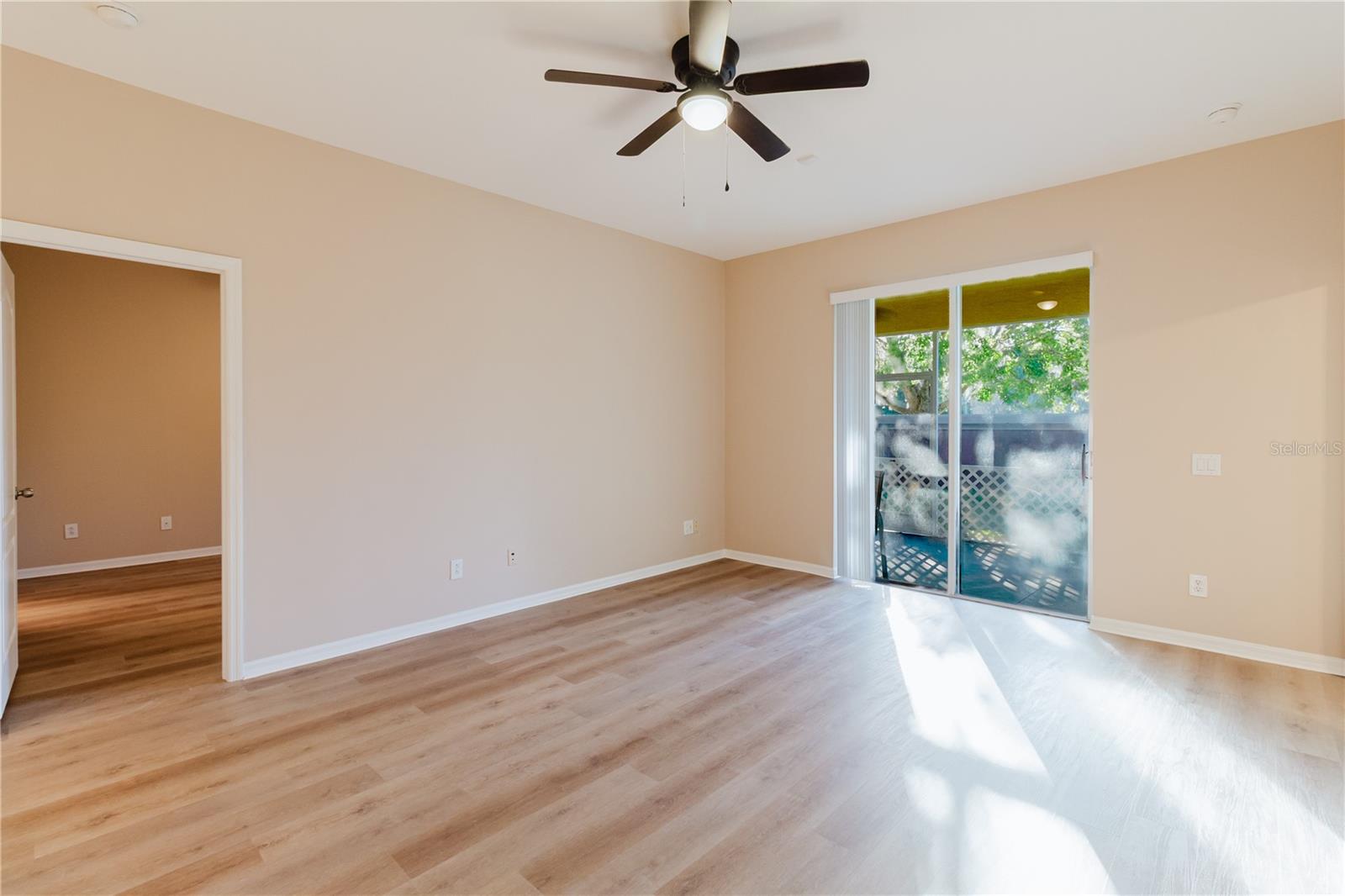 Image 15 of 30 For 3037 Downan Point Drive