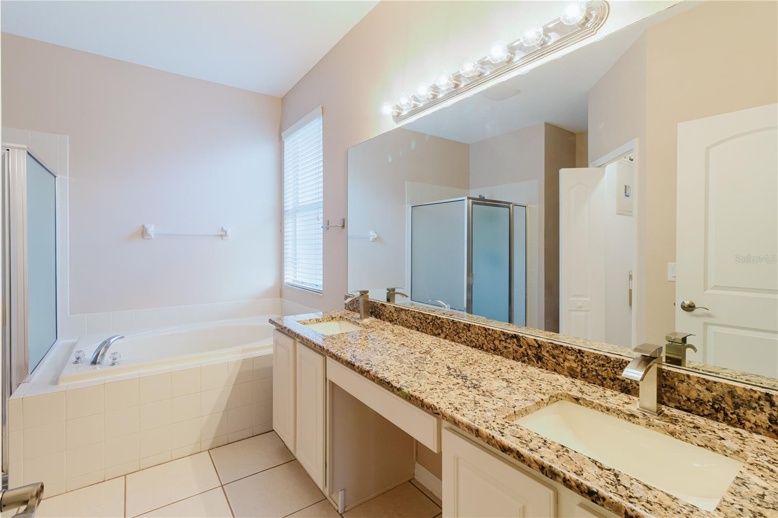 Image 17 of 30 For 3037 Downan Point Drive