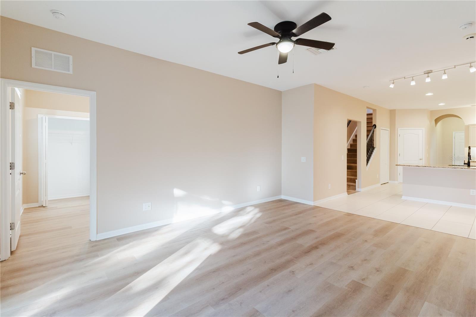 Image 18 of 30 For 3037 Downan Point Drive