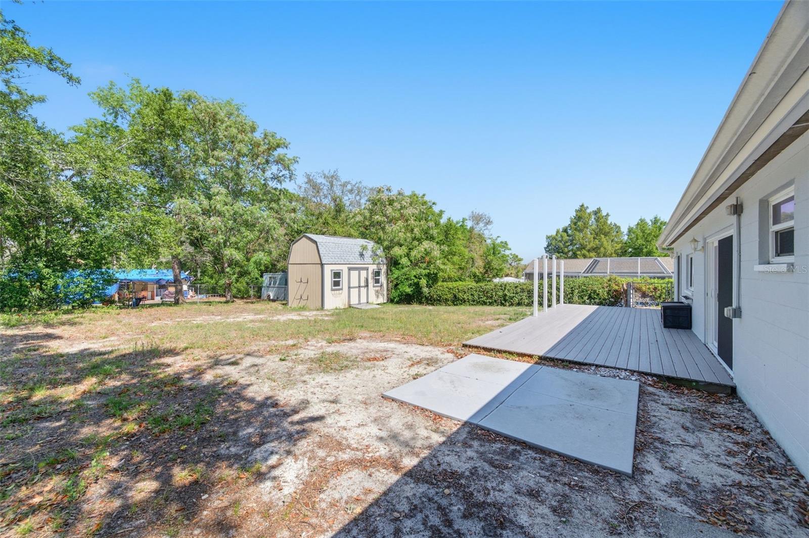 Listing photo id 35 for 6211 Waycross Drive