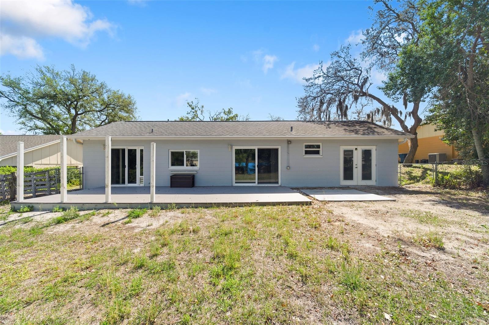 Listing photo id 41 for 6211 Waycross Drive