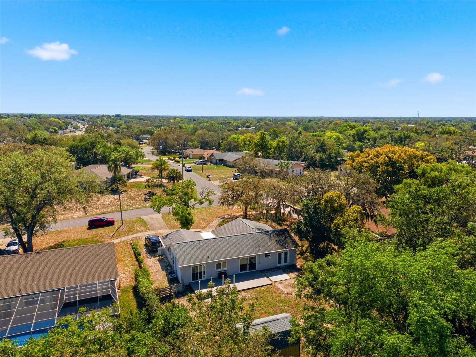 Listing photo id 43 for 6211 Waycross Drive