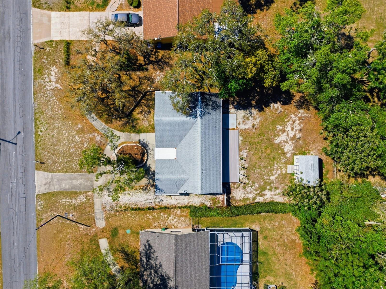 Listing photo id 45 for 6211 Waycross Drive