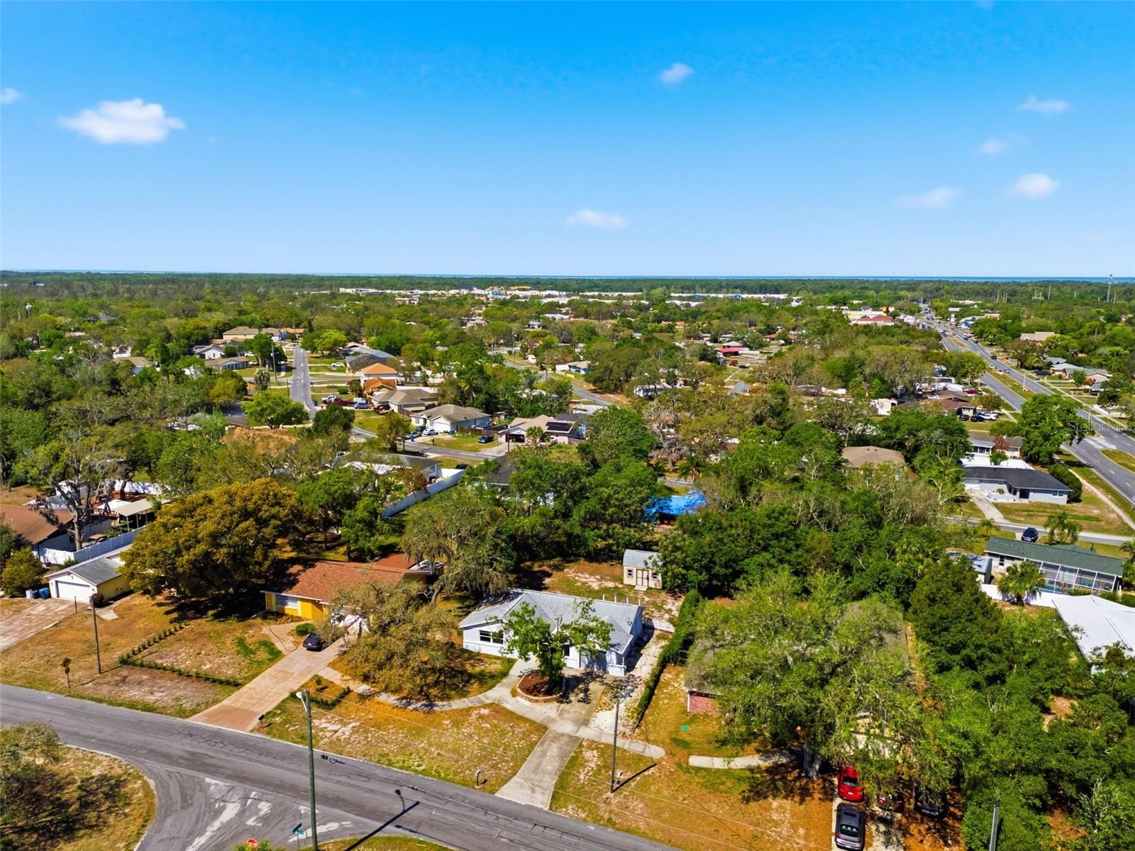 Listing photo id 46 for 6211 Waycross Drive