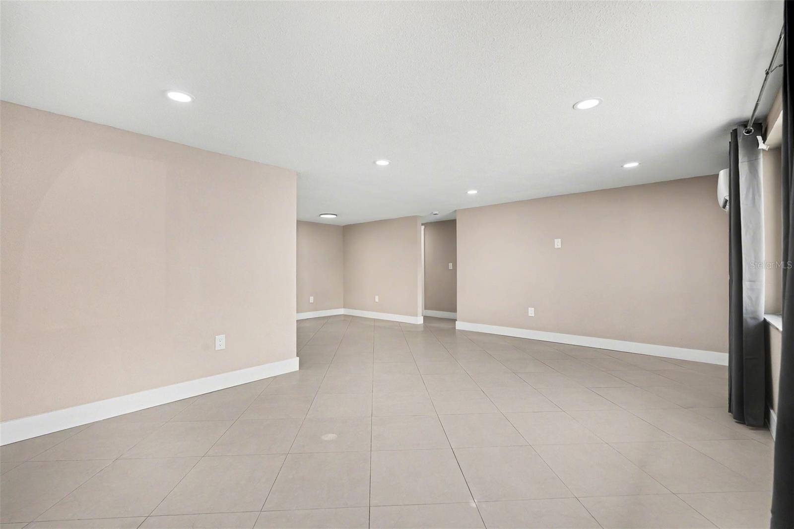 Image 17 of 37 For 5813 Chapman Drive