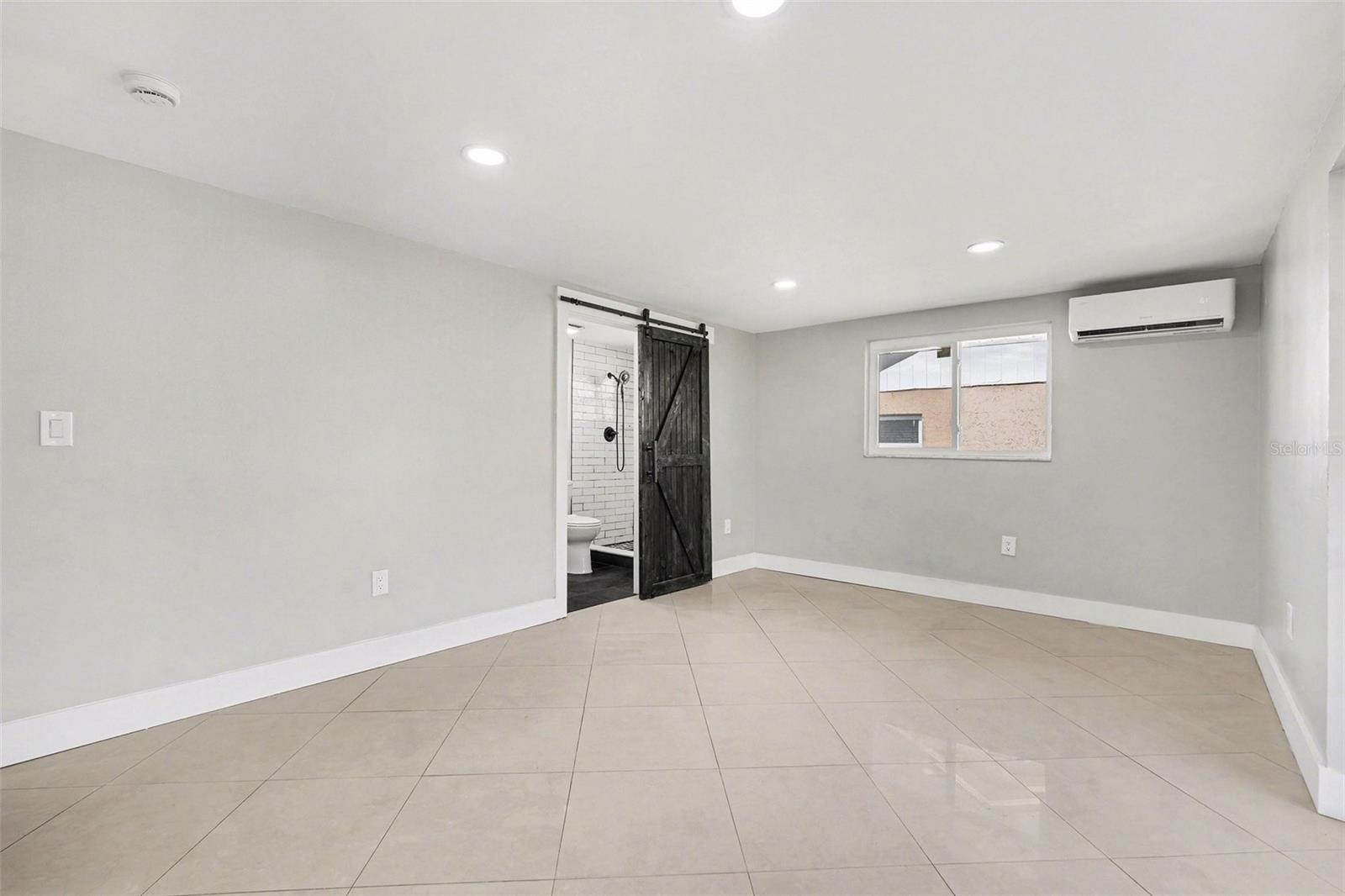 Image 20 of 37 For 5813 Chapman Drive