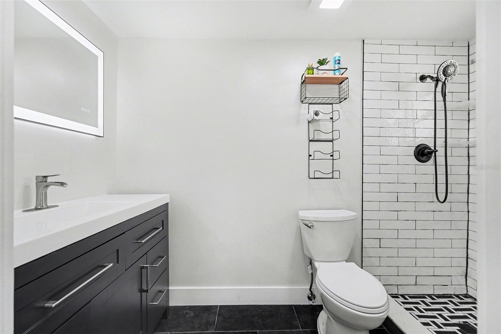 Image 29 of 37 For 5813 Chapman Drive