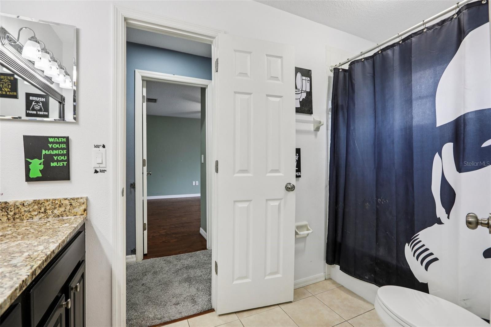 Listing photo id 51 for 22850 Collridge Drive