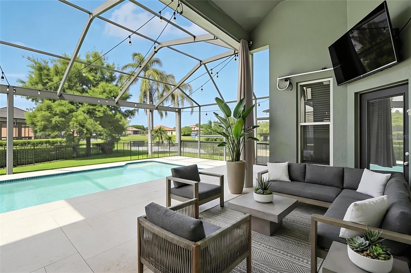 Listing photo id 62 for 22850 Collridge Drive